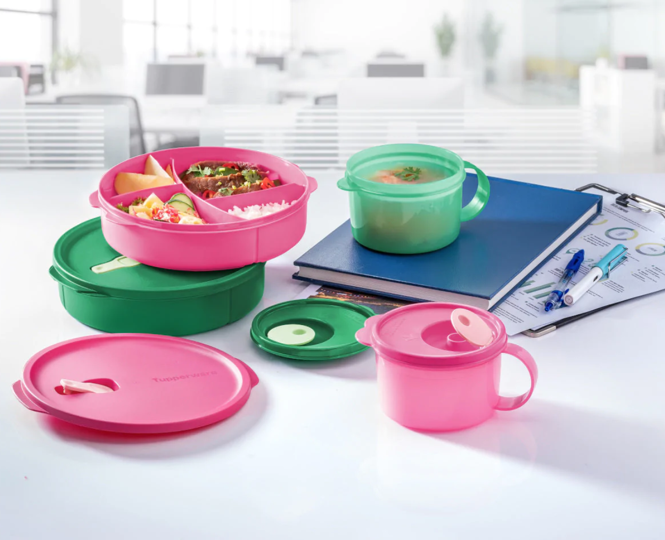 Tupperware Reheatable Divided Lunch Box (Microwaveable) - Portable