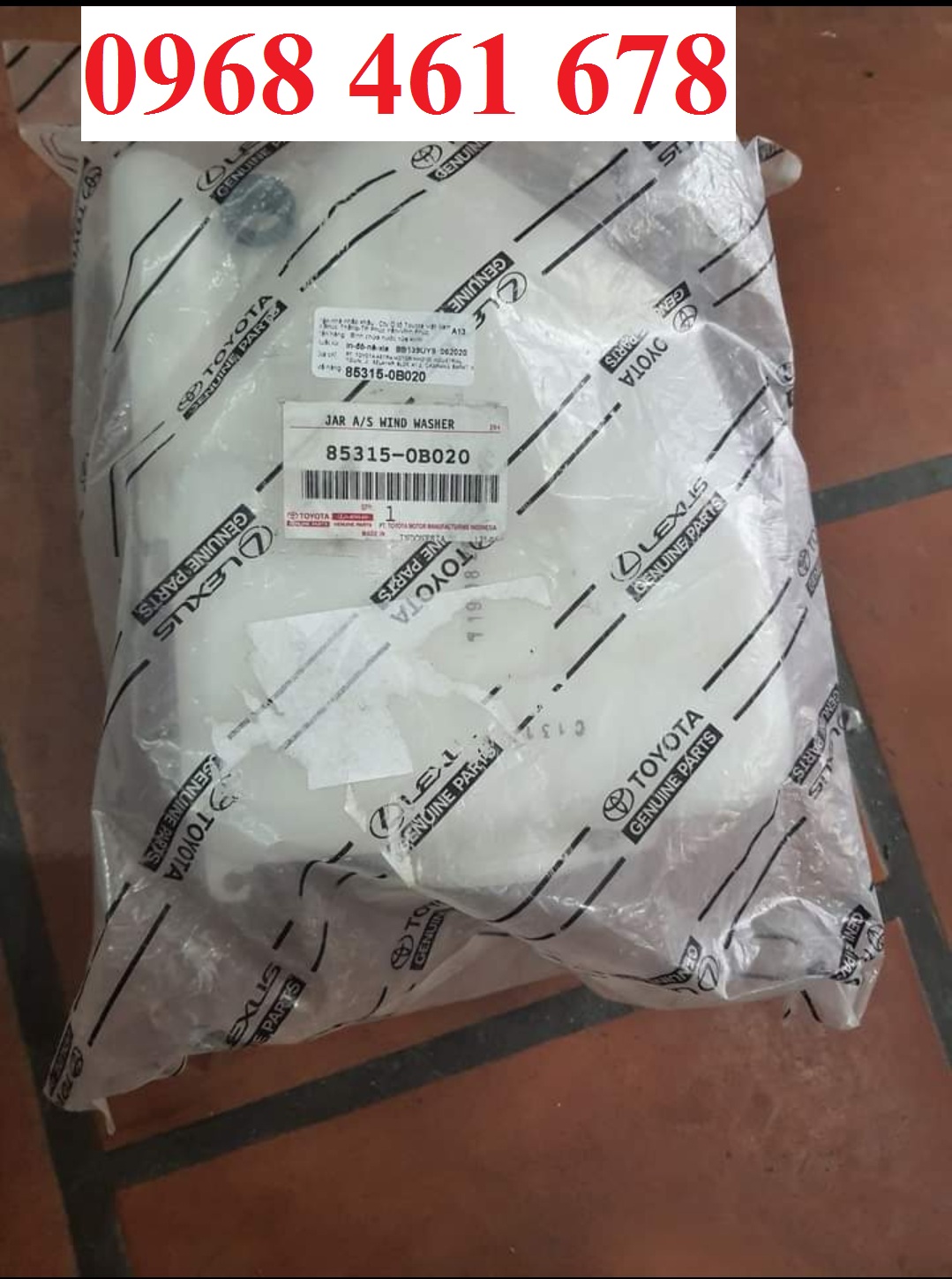 Bình nước rửa kính zace