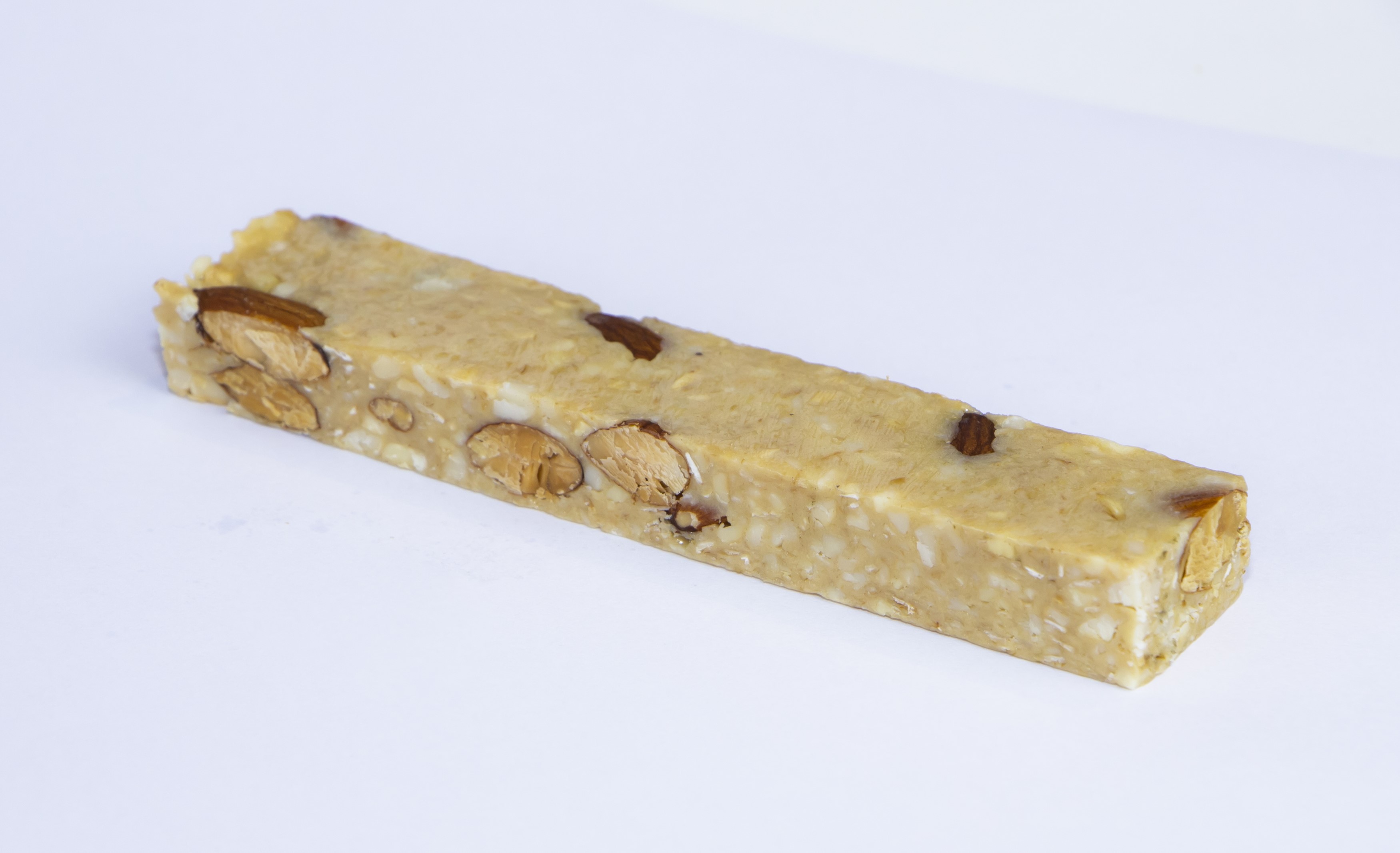 BANU - THANH PROTEIN - BƠ HẠT DẺ ĐẬU PHỘNG - HỘP (10 THANH)