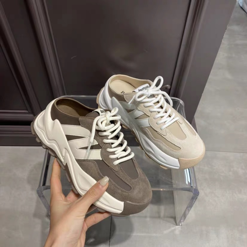 Giày sục nữ thể thao độn đế dây buộc San