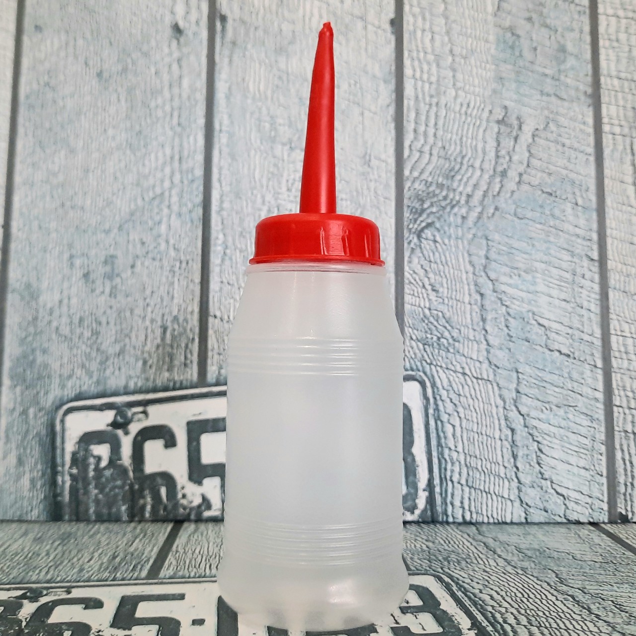 Chai lọ nhựa trữ dầu nhớt, keo tiện dụng dung tích 200ml