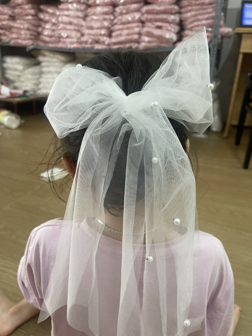cài nơ cho bé gái , bờm tóc nơ công chúa ( nơ lưới dáng lúp cô dâu )