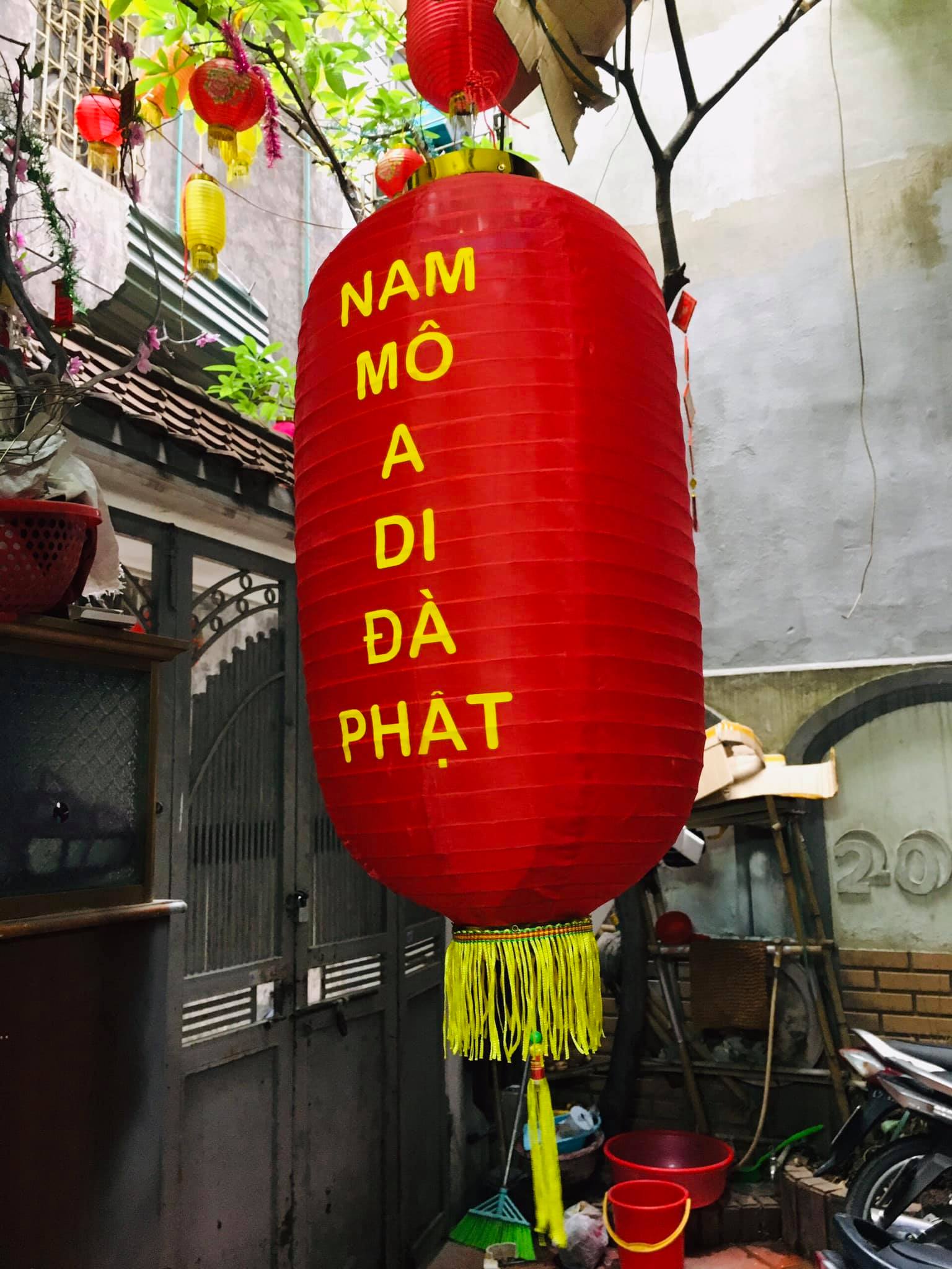 Đèn lồng in hồng danh hiệu A di đà phật