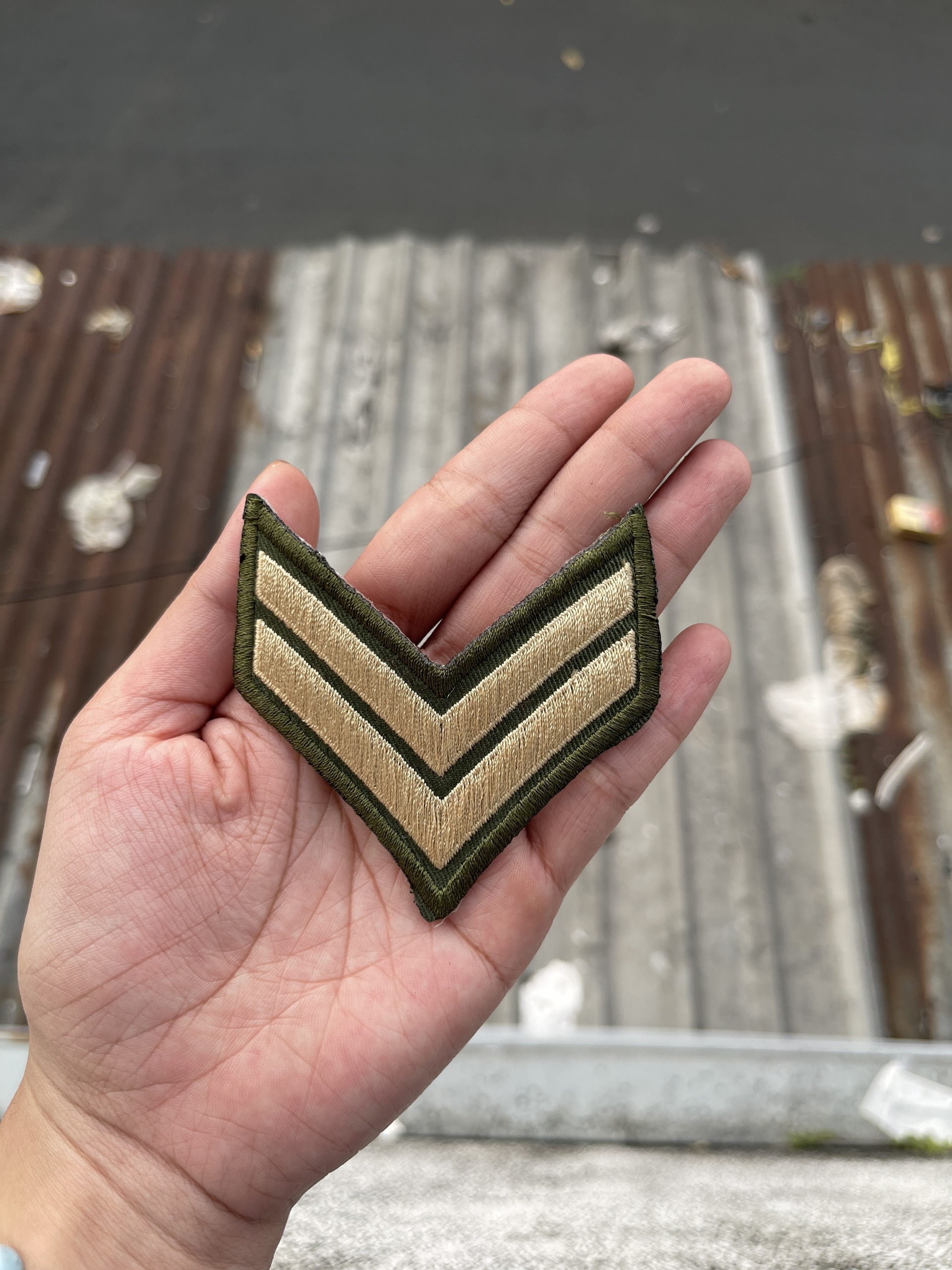 Sticker ủi quần áo mẫu 20k