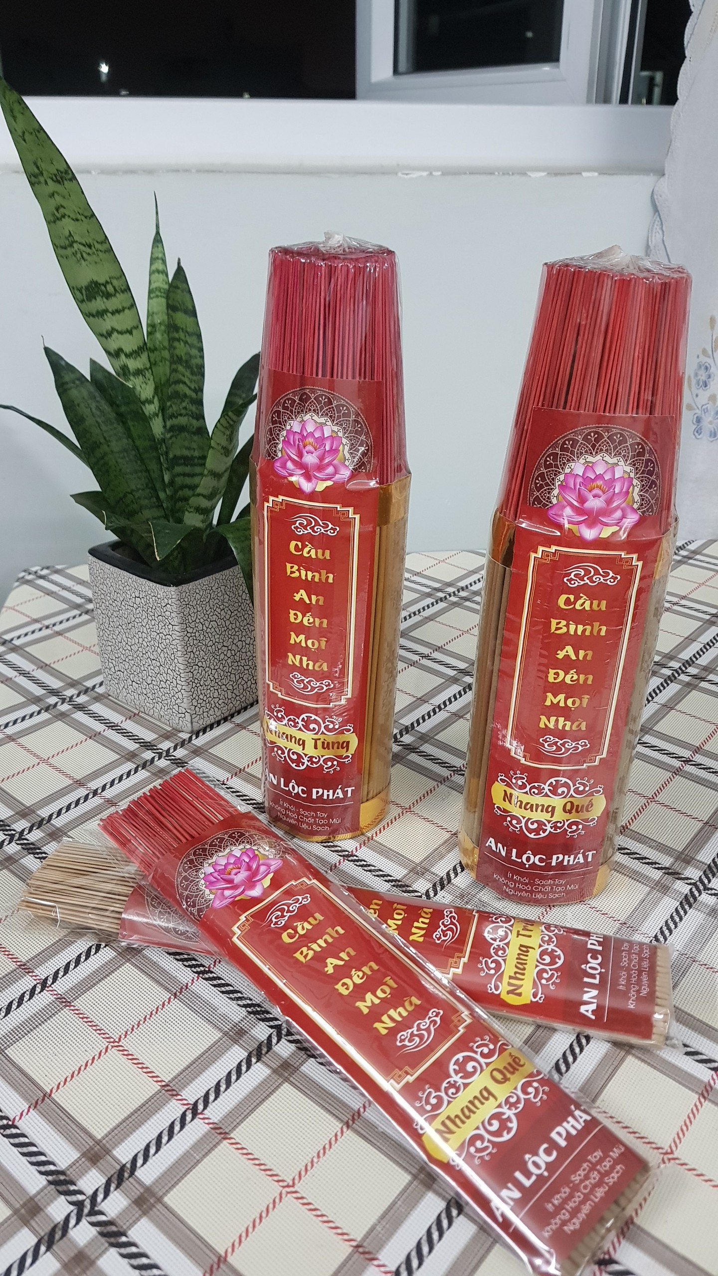 Nhang Quế Đặc Biệt - Thẻ 50 cây