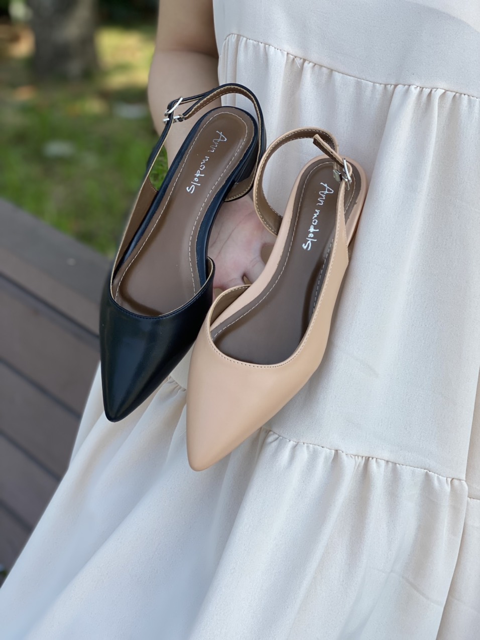 Sandal bít mũi khoét cạnh mũi nhọn gót vuông 2cm