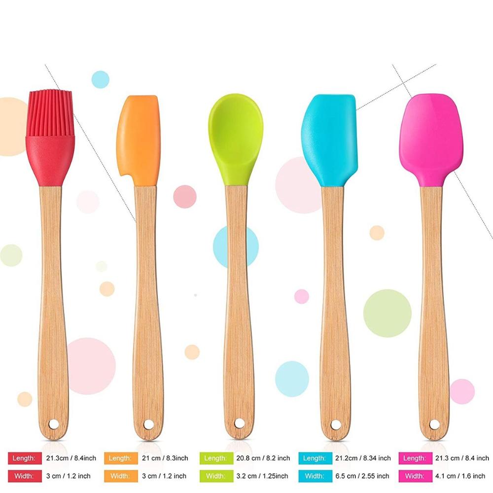 DKVNK Cookie Pastry Wooden Handle Mini Non-stick Silicone Brush Cake Scraper Baking Tools Spatula
