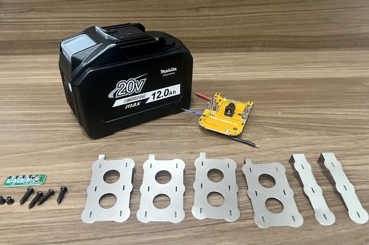 Vỏ mạch makita 5 cell, 10 cell, 15 cell 21700 sạc adapter, dùng mạch vàng phổ thông. ll