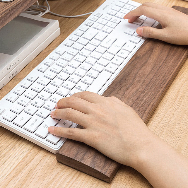 Kê Tay Bàn Phím Gỗ óc chó