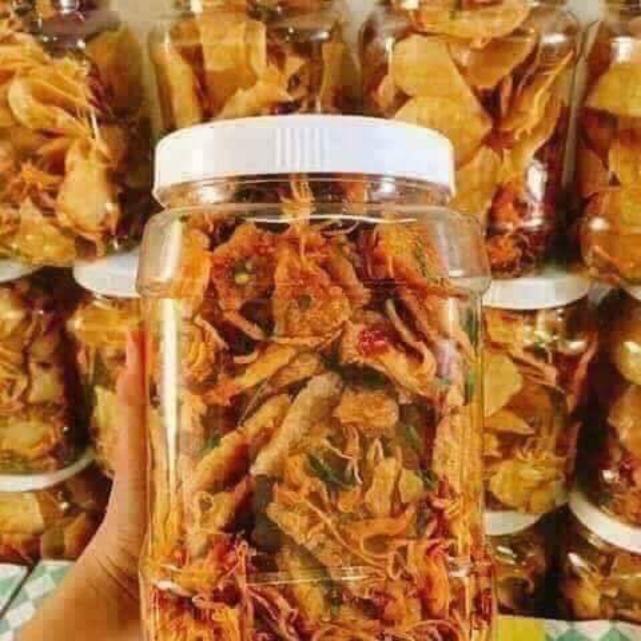 CƠM CHÁY LẮC KHÔ GÀ LÁ CHANH LOẠI ĐẶC BIỆT ( HŨ 400gr)
