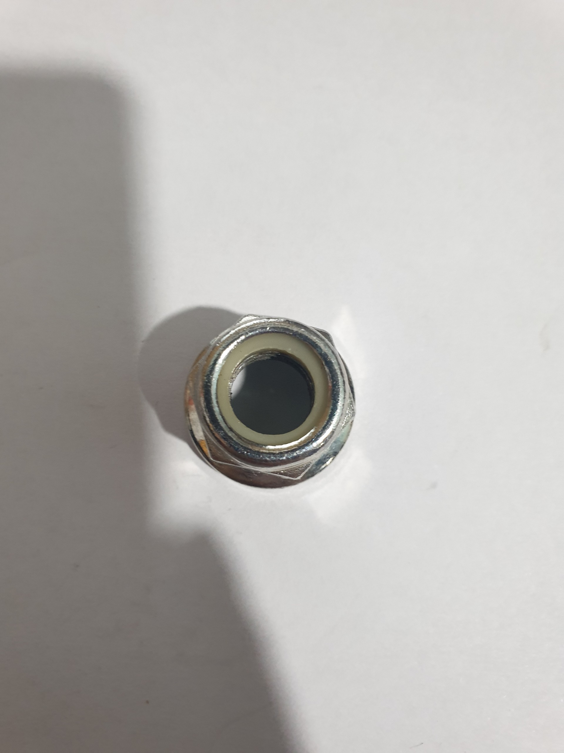 Ốc đầu bò máy cắt cỏ hu 143/541