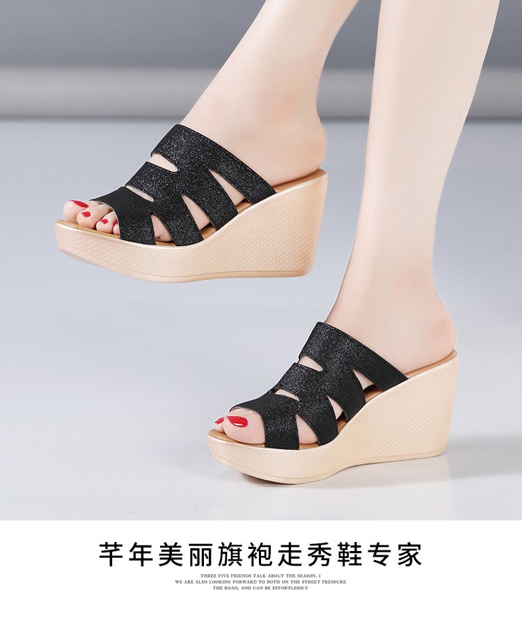 Dép đế xuồng quai ánh kim
