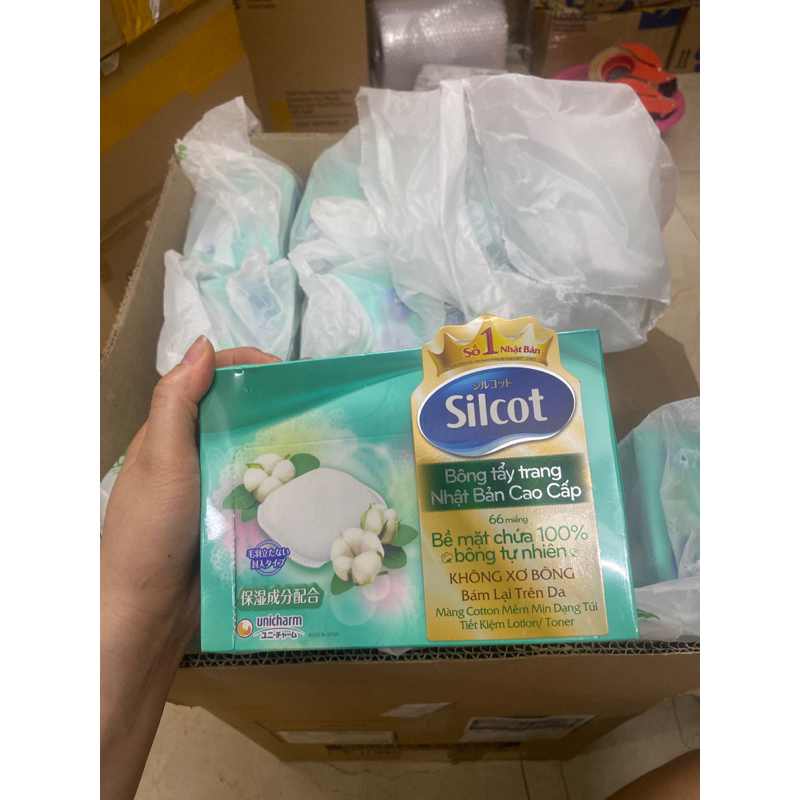 Bông tẩy trang Silcot Unicharm Nhật Bản 66 miếng