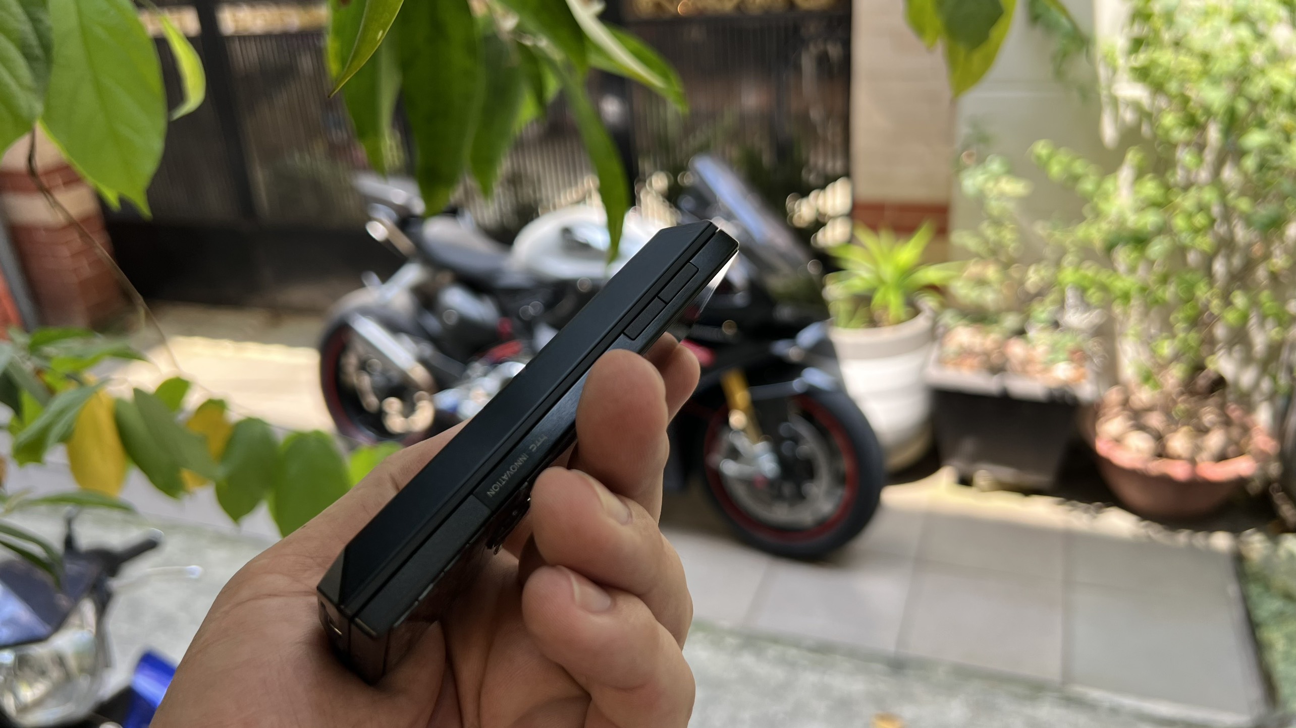 LK Điện thoại HTC Diamond S22HT chính hãng fullbox