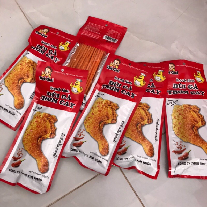 Snack hình đùi gà thơm cay