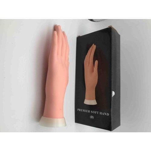 bàn tay giả silicon học làm móng nail