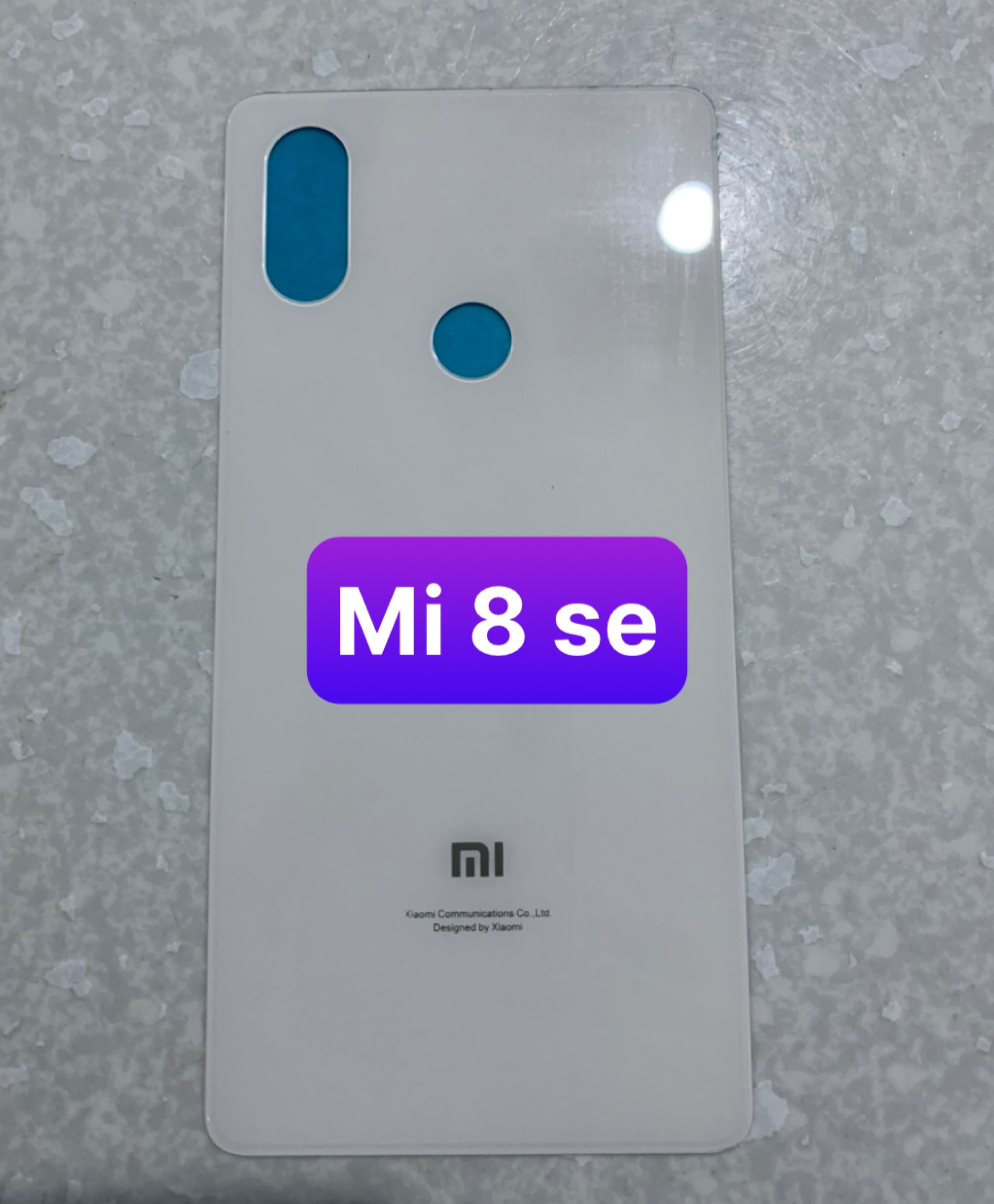 Kính lưng Xiaomi Mi 8se