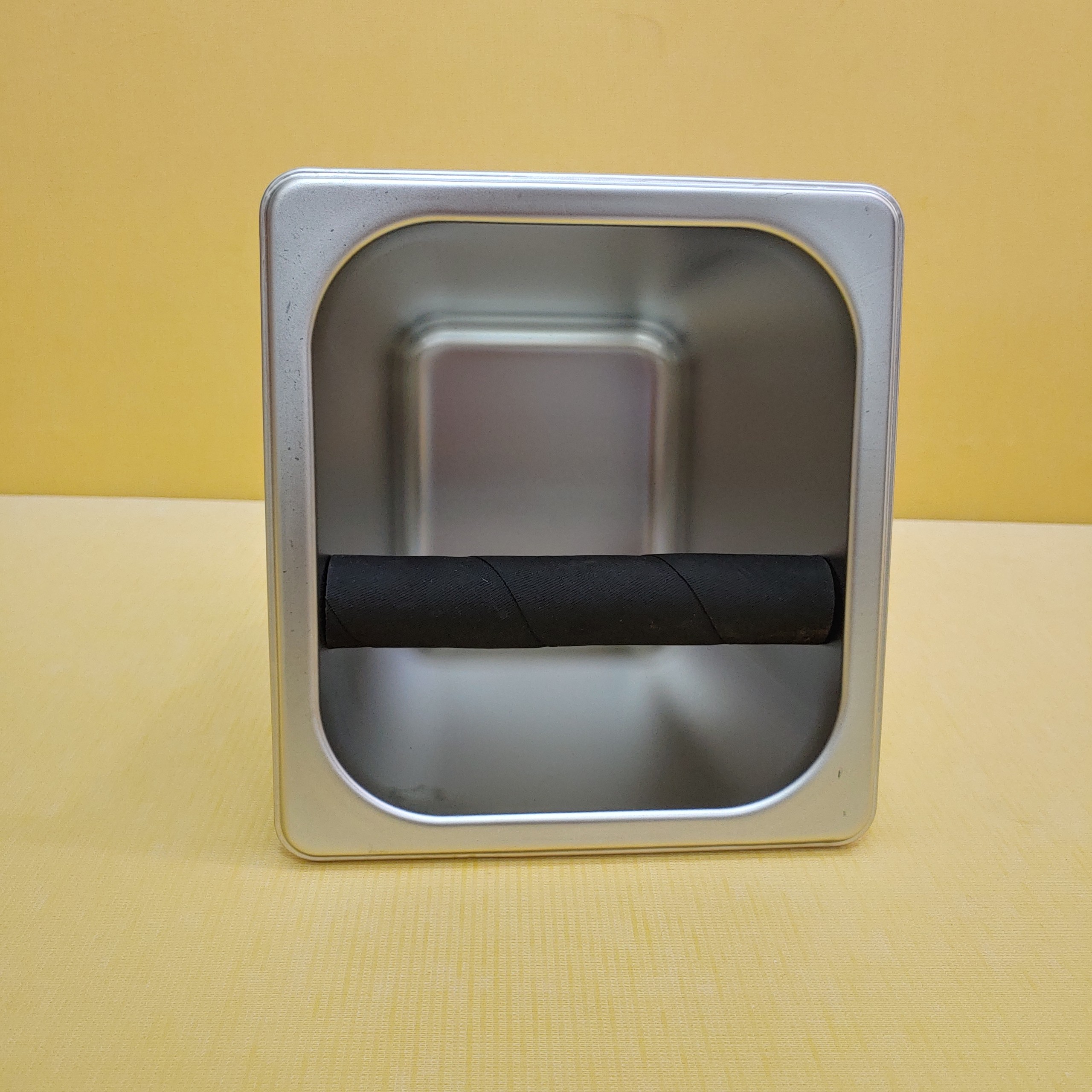 Hộp đựng bã cà phê cao 15cm