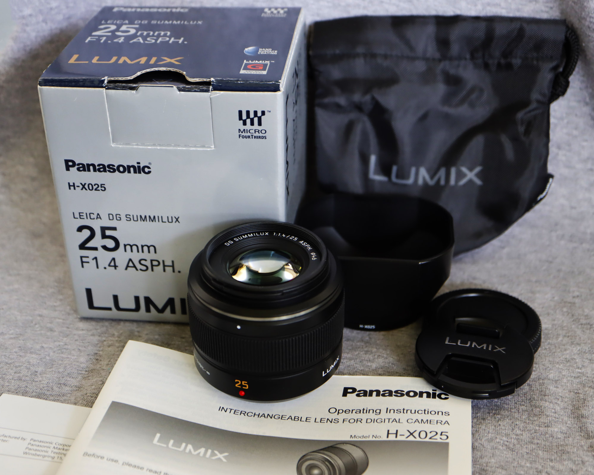 Panasonic LUMIX G Leica 25mm f/1.4 สามารถถ่ายได้แทบจะทุกอย่าง ตั้งแต่ Food  Landscape หรือจะ Portrait ก็พอได้ และด้วยการมาพร้อมค่ารูรับแสงที่ F1.4  ทำให้การถ่ายภาพในที่แสงน้อยนั้น ทำได้สะดวกยิ่งขึ้น  อีกข้อดีที่มีการบอกปากต่อปากกันมา คือ เลนส์รุ่นนี้ ...
