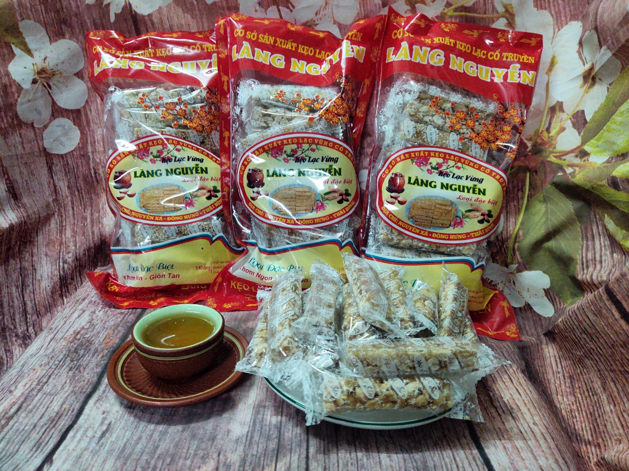 [FreeShip] [Chính hãng] [đủ cân 320g-220g] Kẹo lạc Làng Nguyễn, đặc sản Thái Bình [loại đặc biệt]