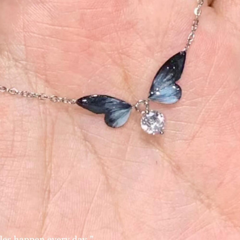 Gradient%20Color%20Temperament%20Butterfly%20Pendant%20Necklace%20For%20Women%20Girls%20Simple%20Elegant%20Collarbone%20Chain%20Jewelry%20Accessories%20Gifts%20Qoddess%20-%20Image%203