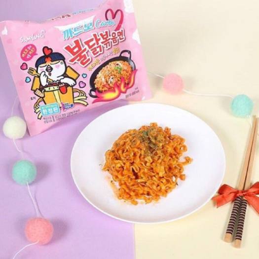 Mì Gà Cay Carbonara Samyang Hàn Quốc 130g (hồng)