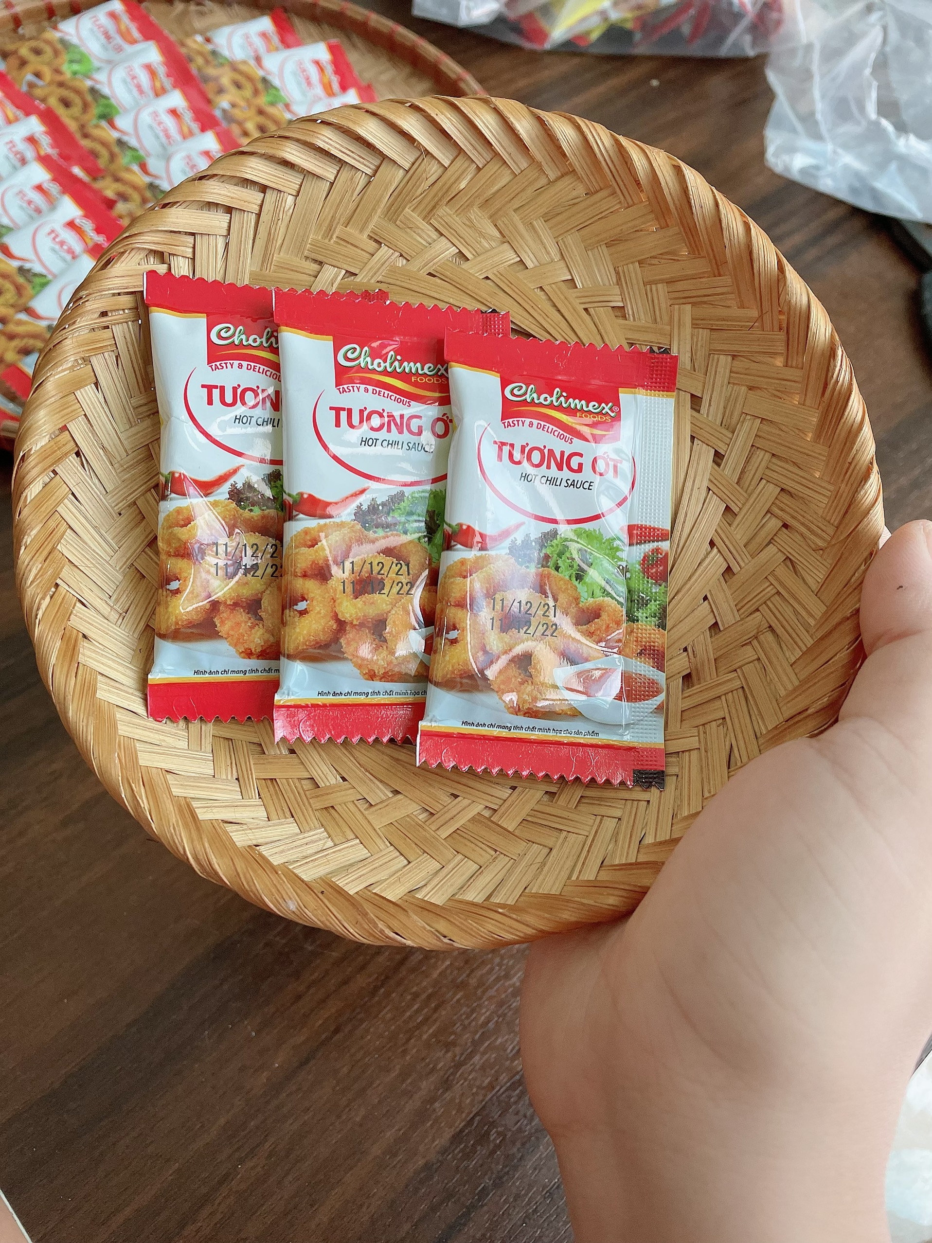 3gói tương ớt Cholimex( 10g/ gói)