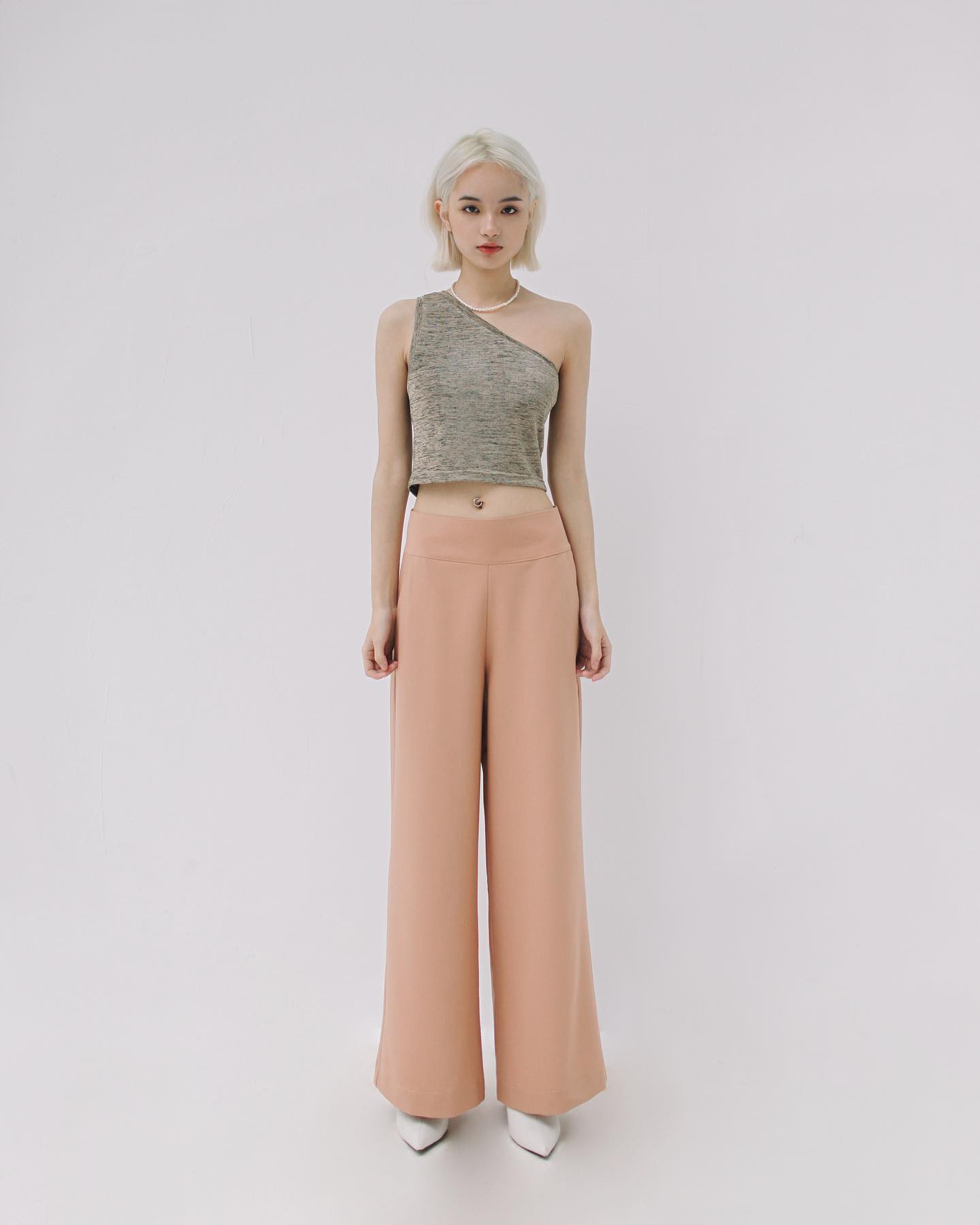 Beige Asymmetric Cropped Top - Áo Crop Top Cổ Lệch