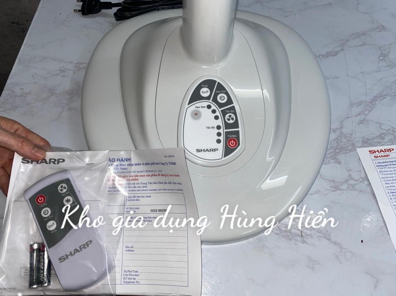 Quạt lửng Sharp PJ-L40RV-LG - Hàng Chính Hãng