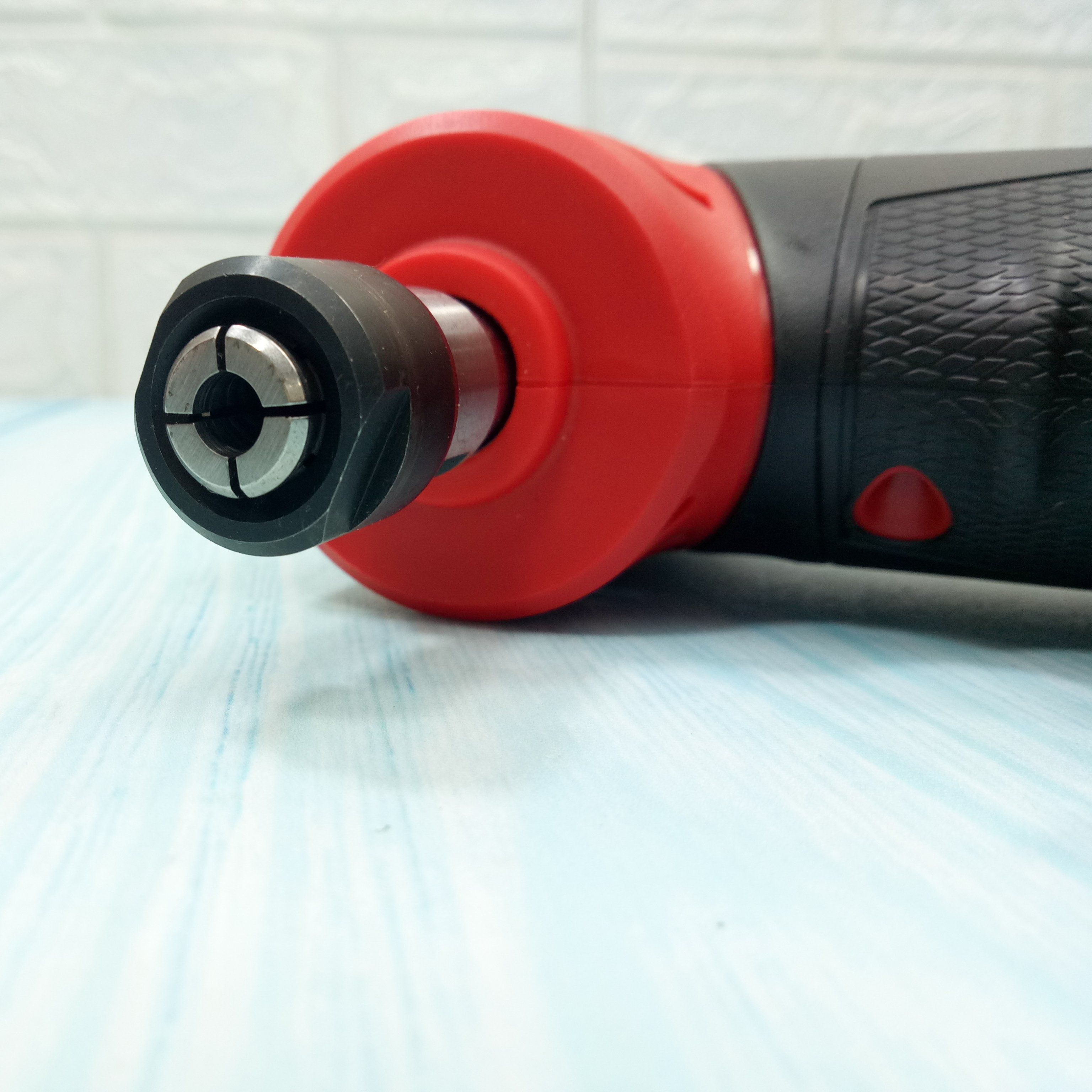 Milwaukee M12 FDGA Máy mài khuôn góc