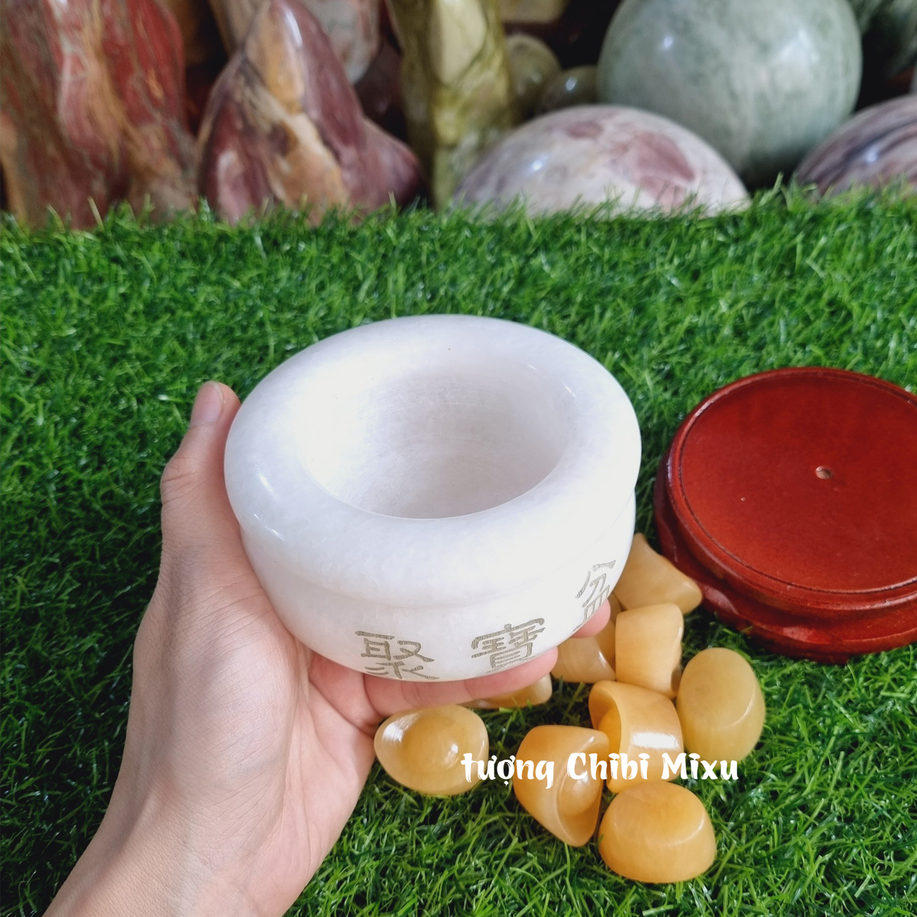 Bát Tụ Bảo bạch ngọc size 10cm (gồm 01 bát + 09 thỏi vàng + 01 đế gỗ)