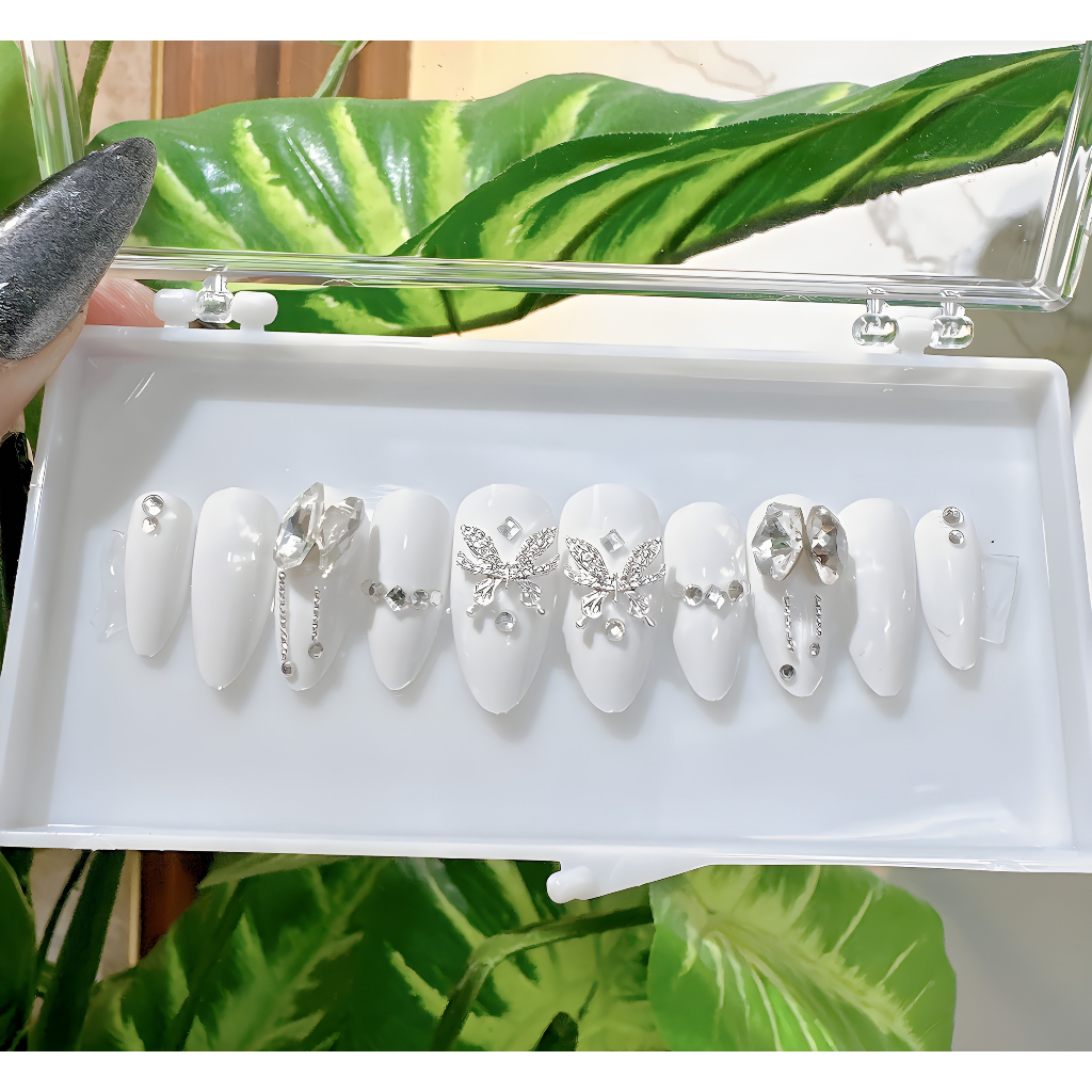 Nails thiết kế 24 móng đính đá sang chảnh mã 339