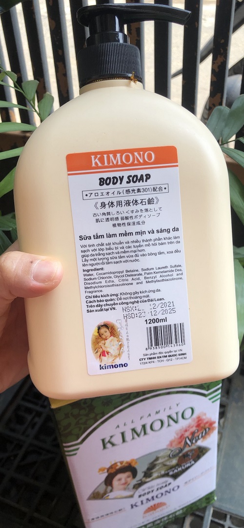 Sữa tắm KiMoNo của Nhật 1200ml