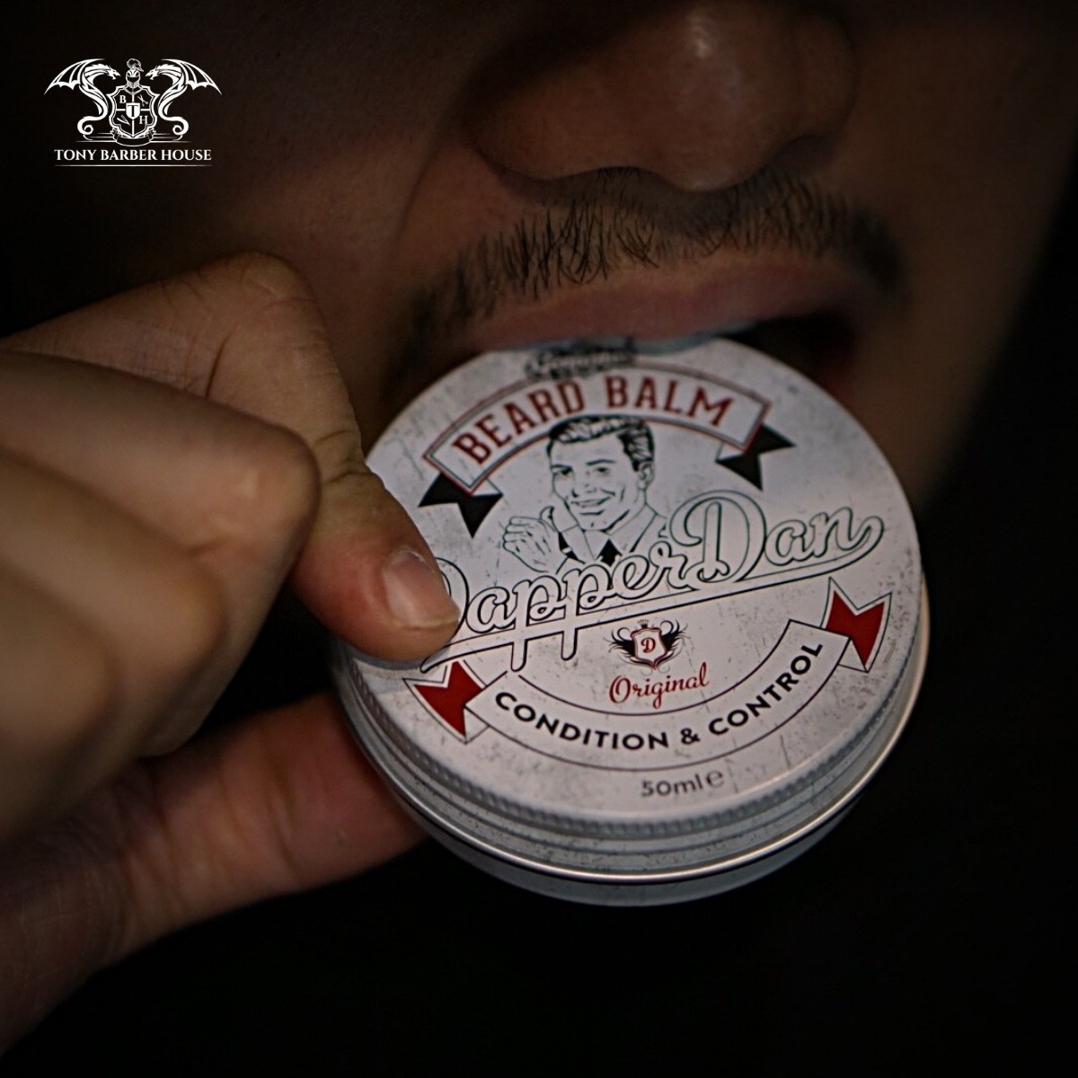 Sáp dưỡng râu và tạo kiểu Dapper Dan Beard Balm 50ml