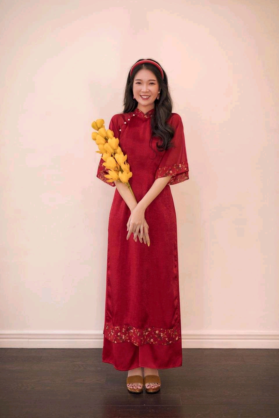 ÁO DÀI CÁCH TÂN NỮ THIẾT KẾ TAY PHỐI TƠ HOA NHÍ ĐÍNH NGỌC - ÁO DÀI TRUYỀN THỐNG MAY SẴN MÀU ĐỎ- ÁO DÀI NỮ SINH