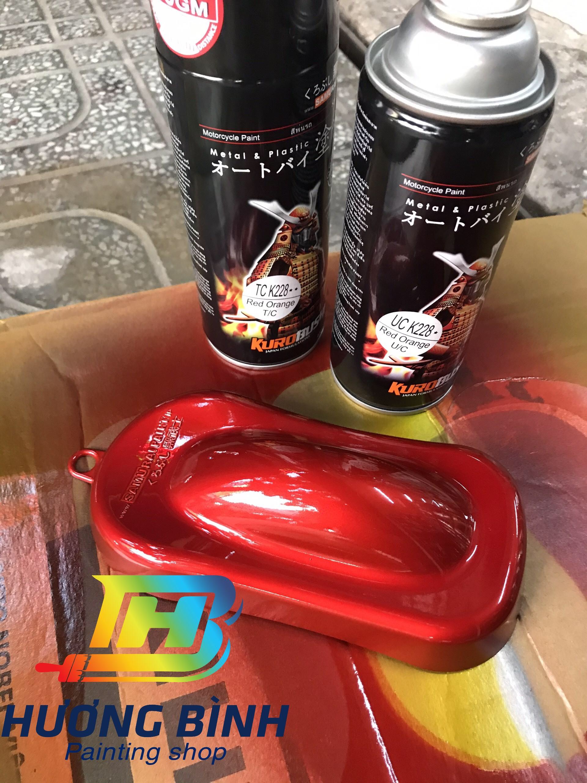 Sơn xịt Samurai màu Cam Đỏ - UCK228 + TCK228 (400ml) (QK xin lưu ý: sản phẩm là lựa chọn 2 loại sơn, chứ không phải combo 2 chai)