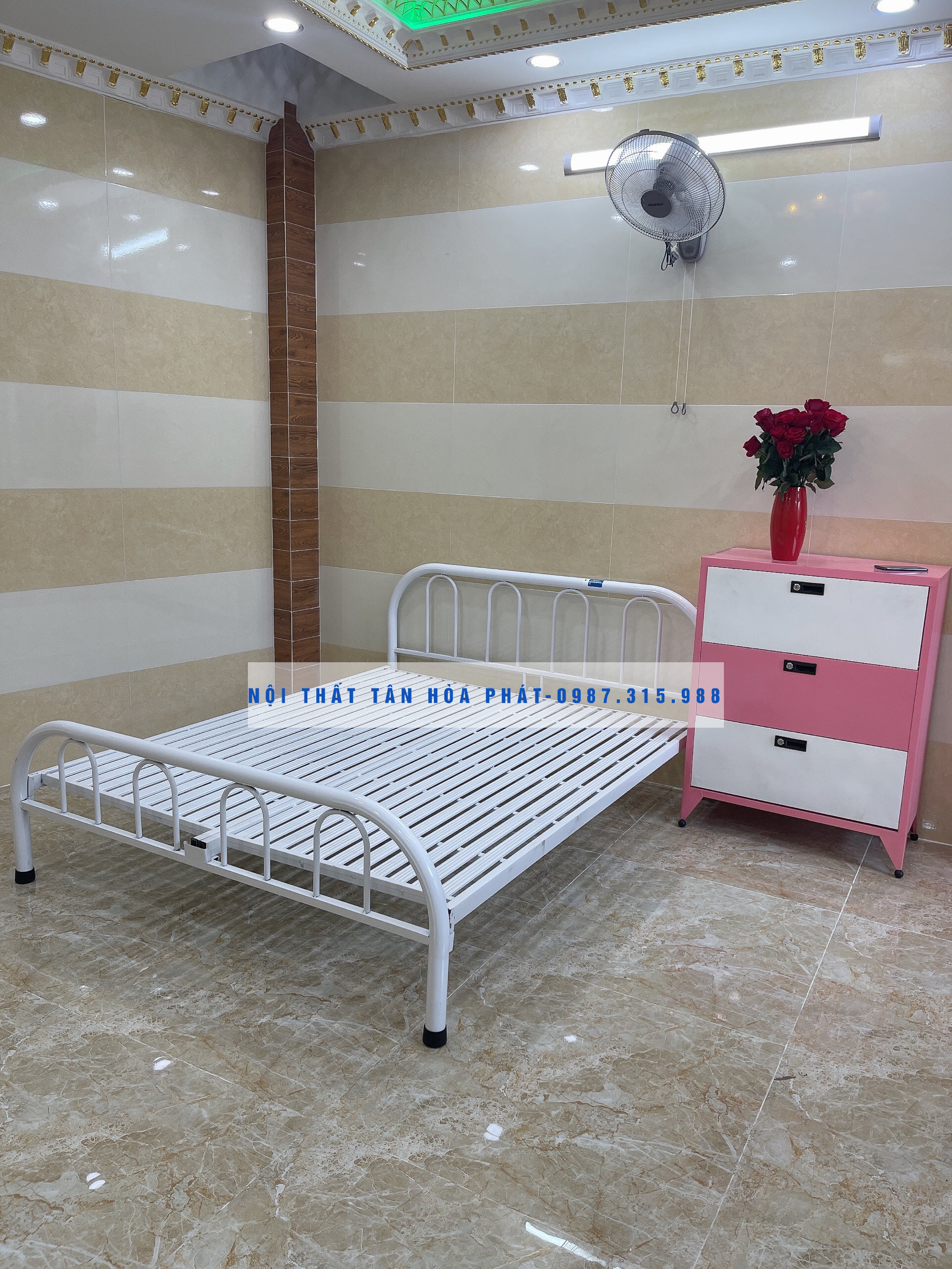 Giường sắt đơn giản kích thước 1m6 x 2m