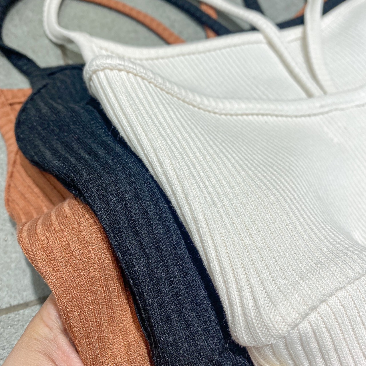 Áo 2 dây mảnh chất cotton , Peace House Clothign