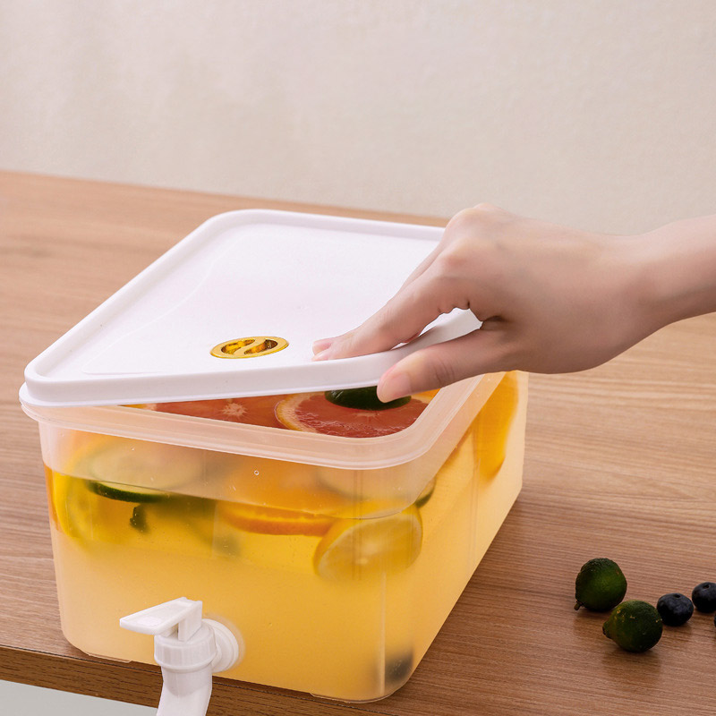 5L large capacity cold kettle Tap cold kettle water tank Thickened plastic material Cold bucket With faucet Household juice bucket