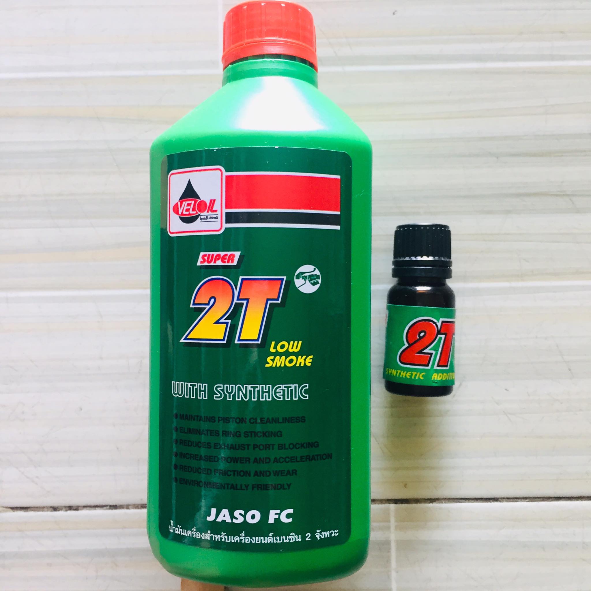 Combo Nhớt Thơm và Tinh dầu xe 2 thì 500ML
