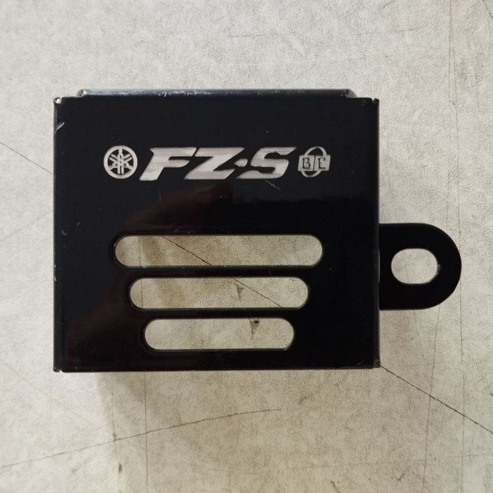 Rear Master Cylinder Oil Pot Cover for Yamaha FZS V2, FZS V3 Bike Stainless Steel with Laser Marking Brand Name & Logo. 