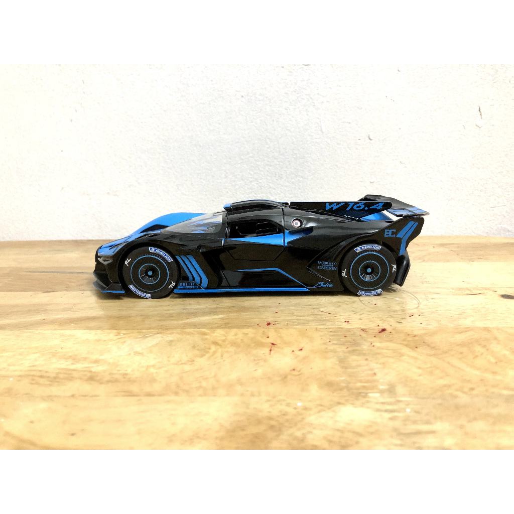 Mô hình xe Bugatti Bolide _ Tỷ lệ 1:24