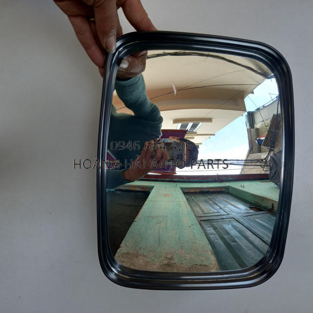 GƯƠNG CHIẾU HẬU HINO 8 TẤN