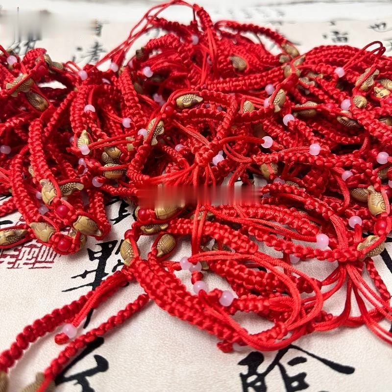 Vòng Tay Chỉ Đỏ Con Cá May Mắn Siêu Rẻ