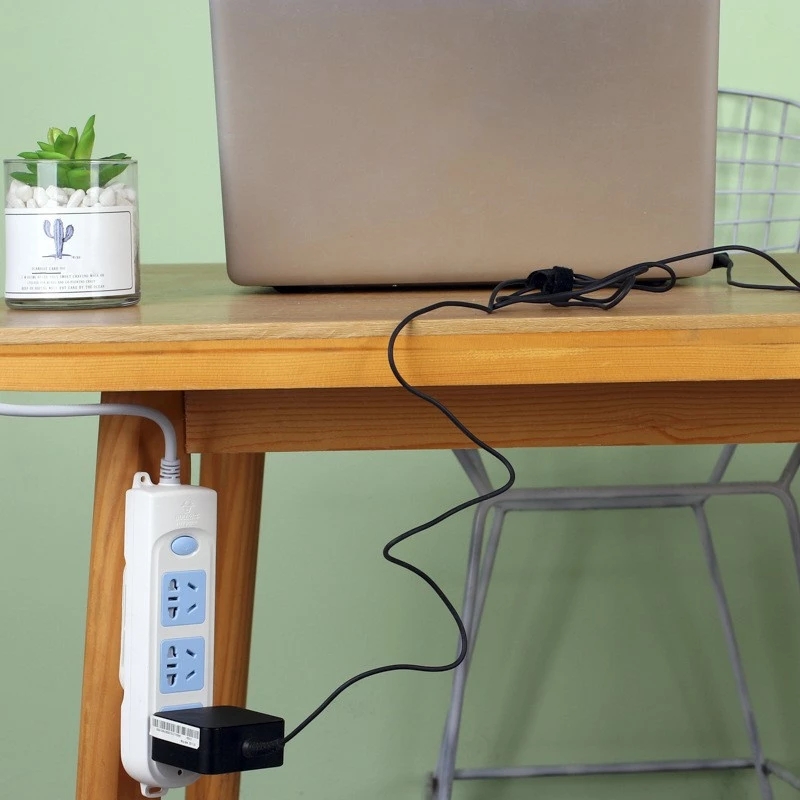 【 88 HomeStore】 1 Cái Dụng Cụ Cố Định Ổ Cắm Dây Điện Giá Đỡ Dây Điện Gắn Tường Tự Dính Liền Mạch Không Cần Đục Lỗ Gia Dụng