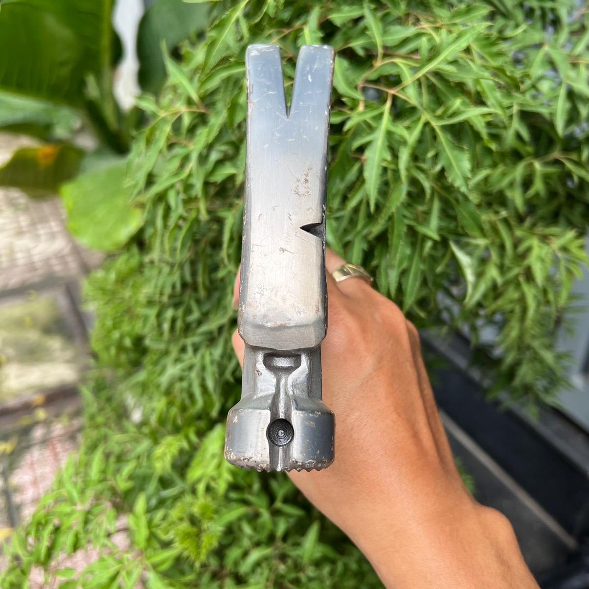 Búa Nhổ Đinh Hart 22oz Bã.i Mỹ