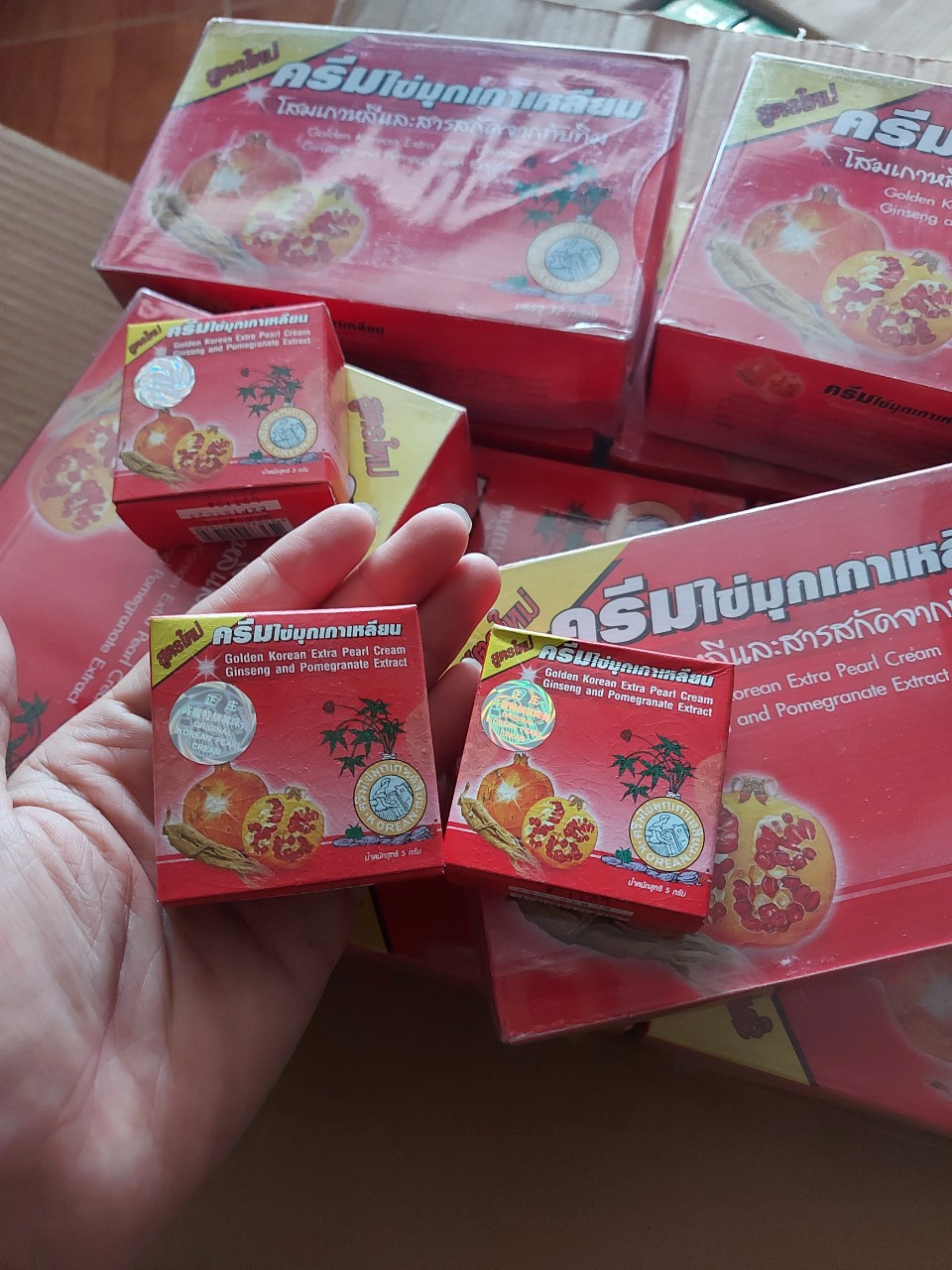 kem sâm lựu đỏ