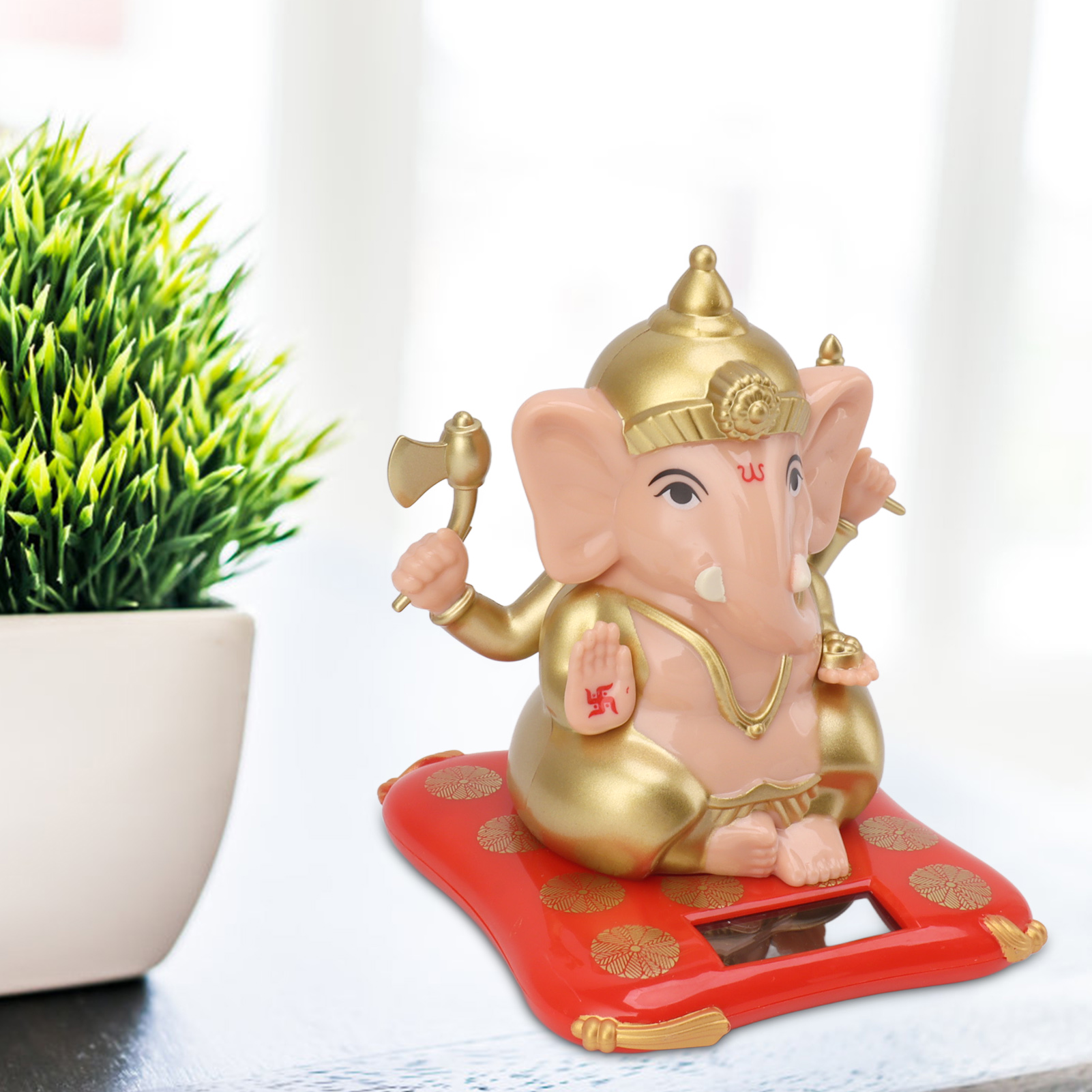 India Elephant Sculpture Wealth Ganesha Elephant God Statues Good Luck Solar Powered for Home for Office