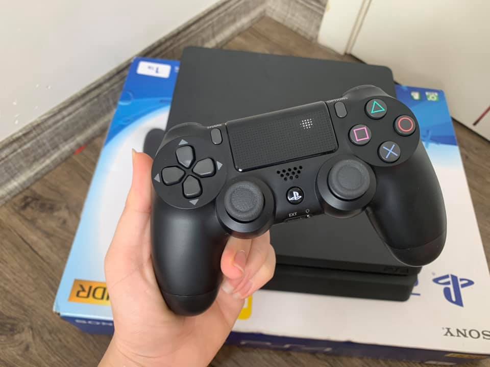 Máy PS4 Slim kèm tài khoản PES25.