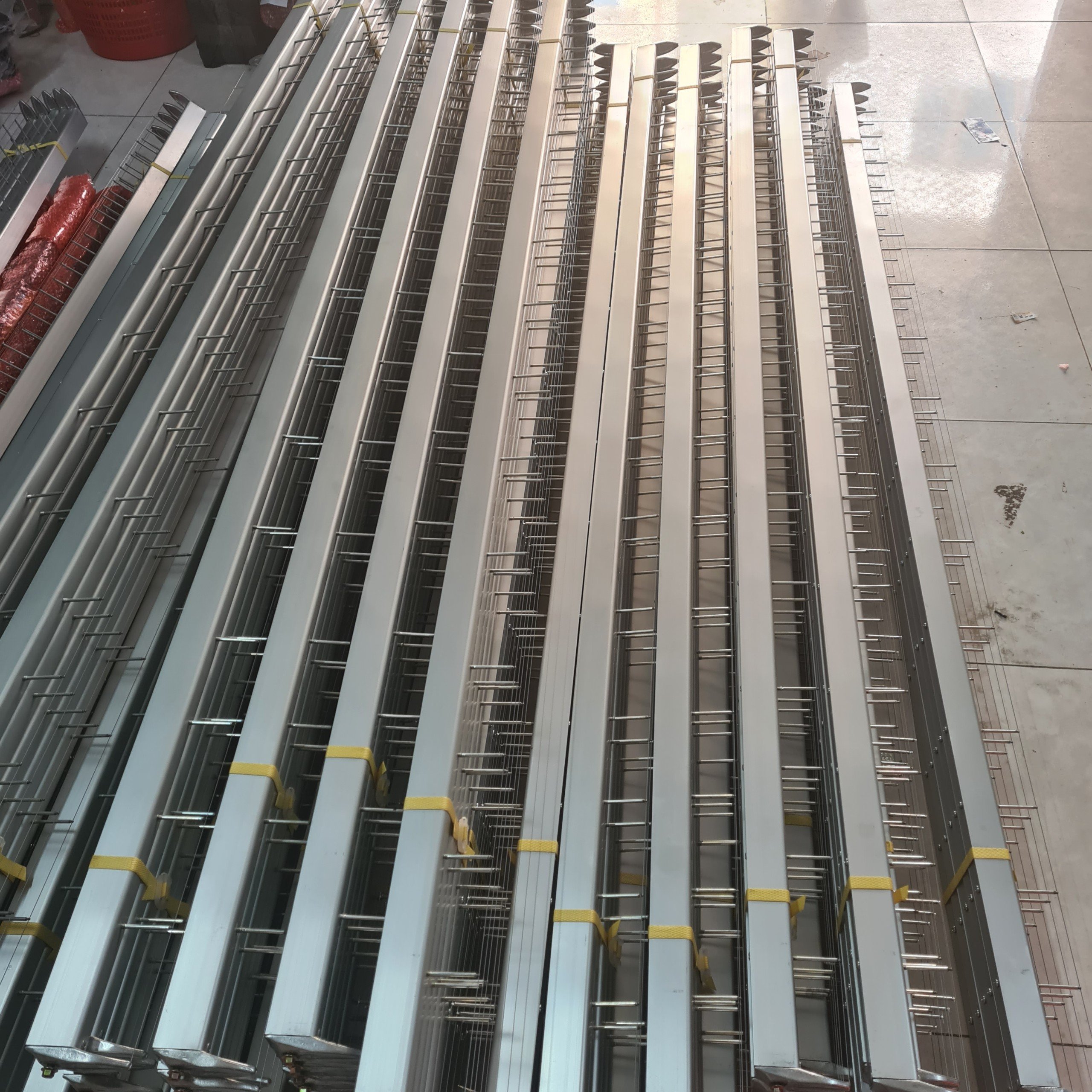 👉👉THƯỚC DÂY GẠT VỮA 2M => NHANH GẤP 4 LẦN